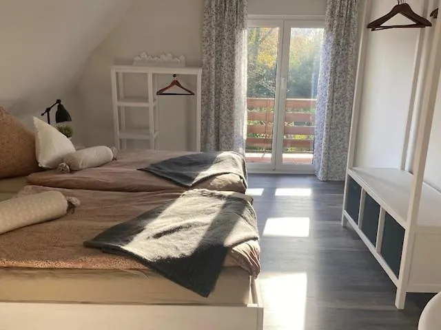 Anni * バート・ツヴィッシェンアーン